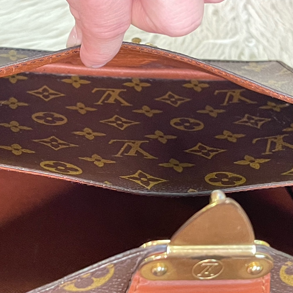 Authentic LOUIS VUITTON Monogram Monceau Bag - Picture 13 of 16